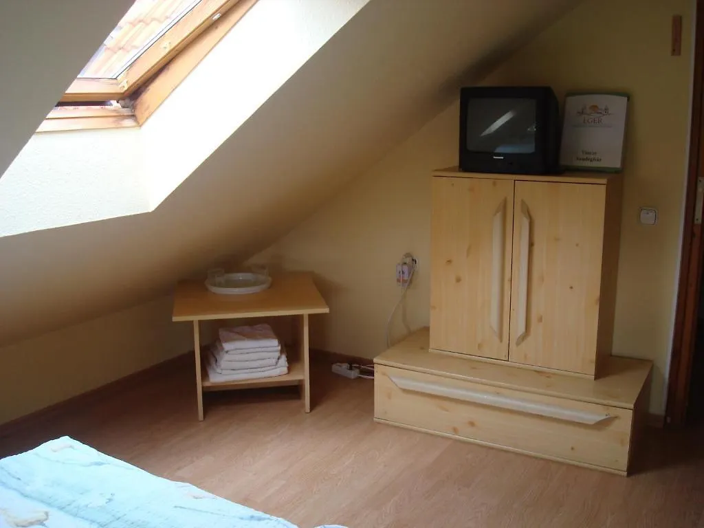 Vincze Vendeghaz Apartment Eger 0*,